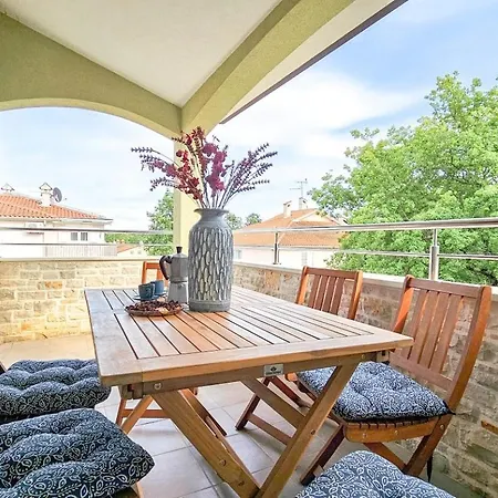 Fabiola Apartmán Karigador